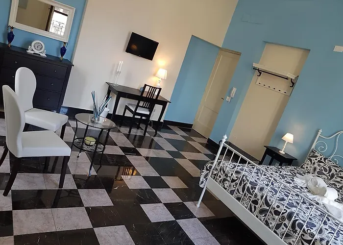 Central Suites